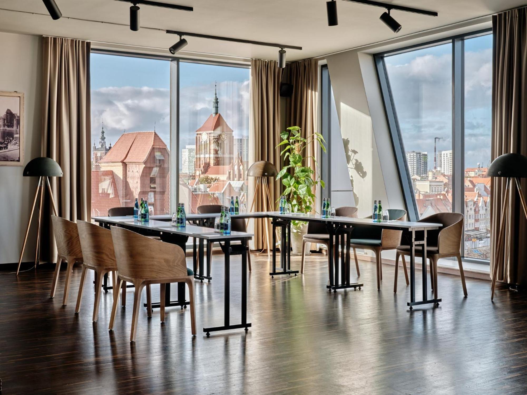 Holiday Inn Gdansk - City Centre, An Ihg Hotel Экстерьер фото