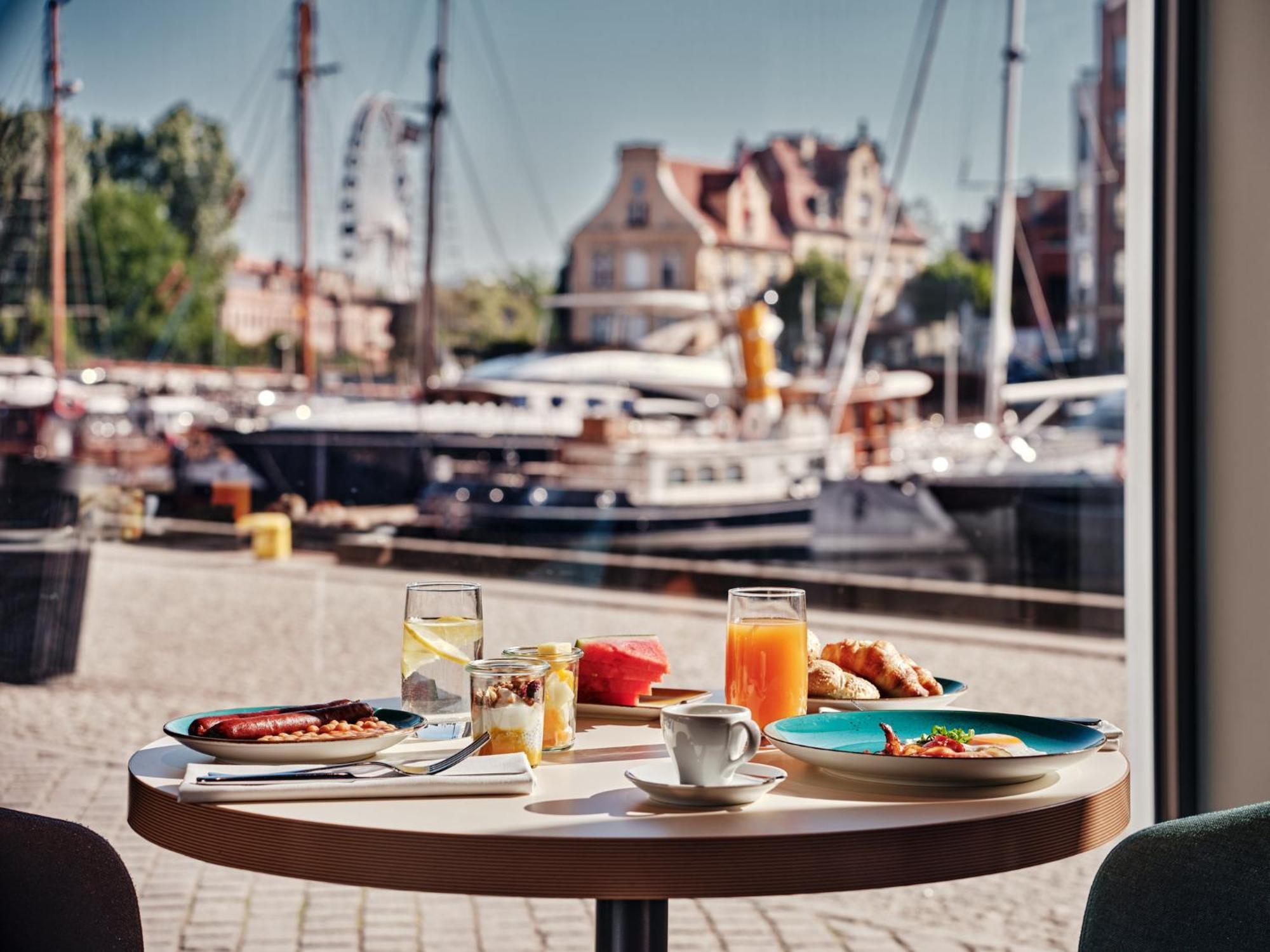 Holiday Inn Gdansk - City Centre By Ihg Экстерьер фото